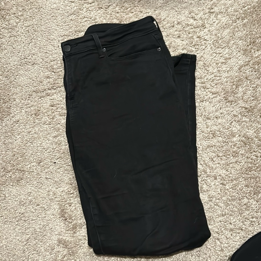 Levi’s Mid rise Skinny